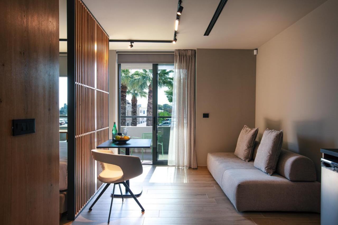 Отель Souda Plaza Collection Экстерьер фото